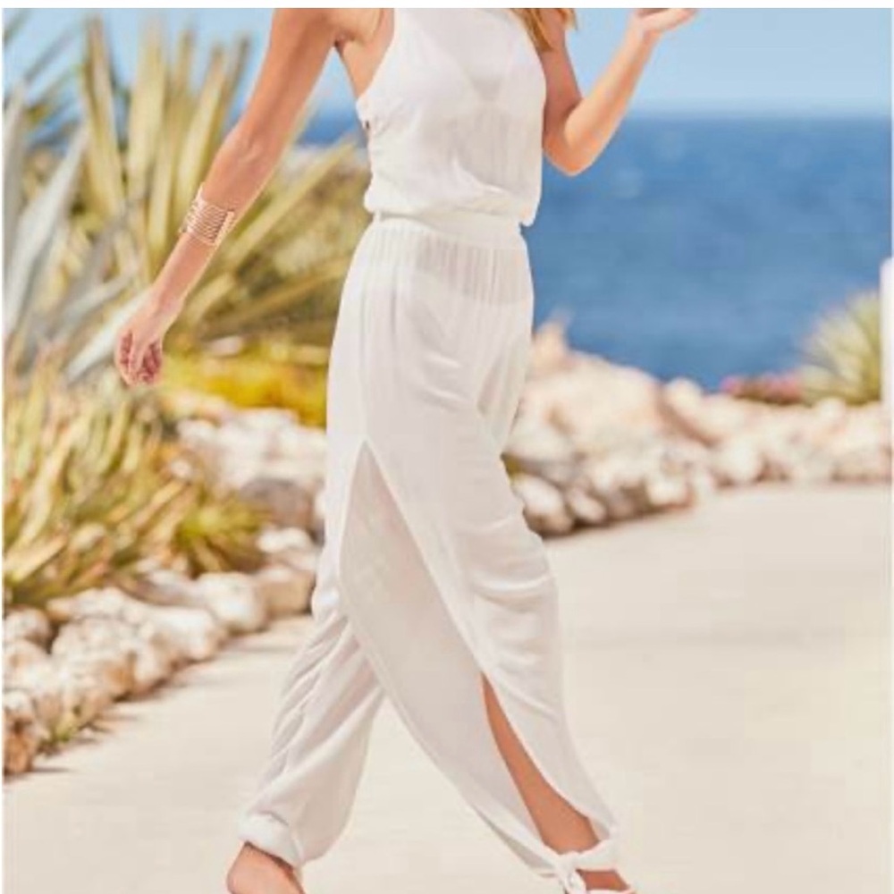 VENUS White Swim Coverup with Flowy Silhouette